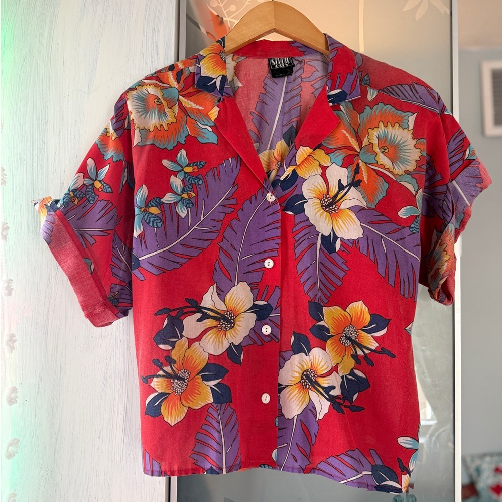 Vintage Studio City Red Floral button down shirt